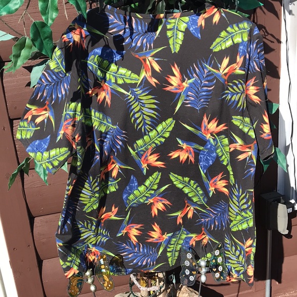 Bedford Fair Tropical Print Short-sleeved Tee shirt Size Large Like New - Picture 2 of 7